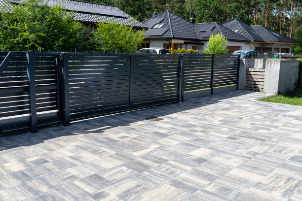 Best Decorative Driveway Pavers  in Howard Lake, MN